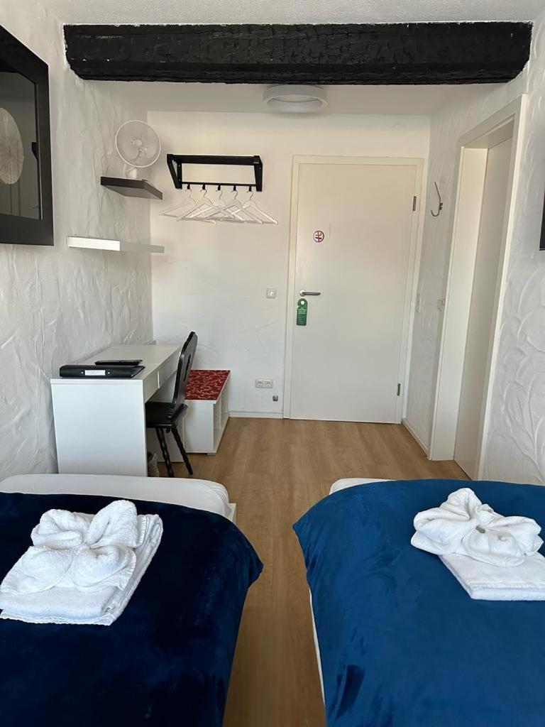 Отель Zum Goldenen Anker 3*